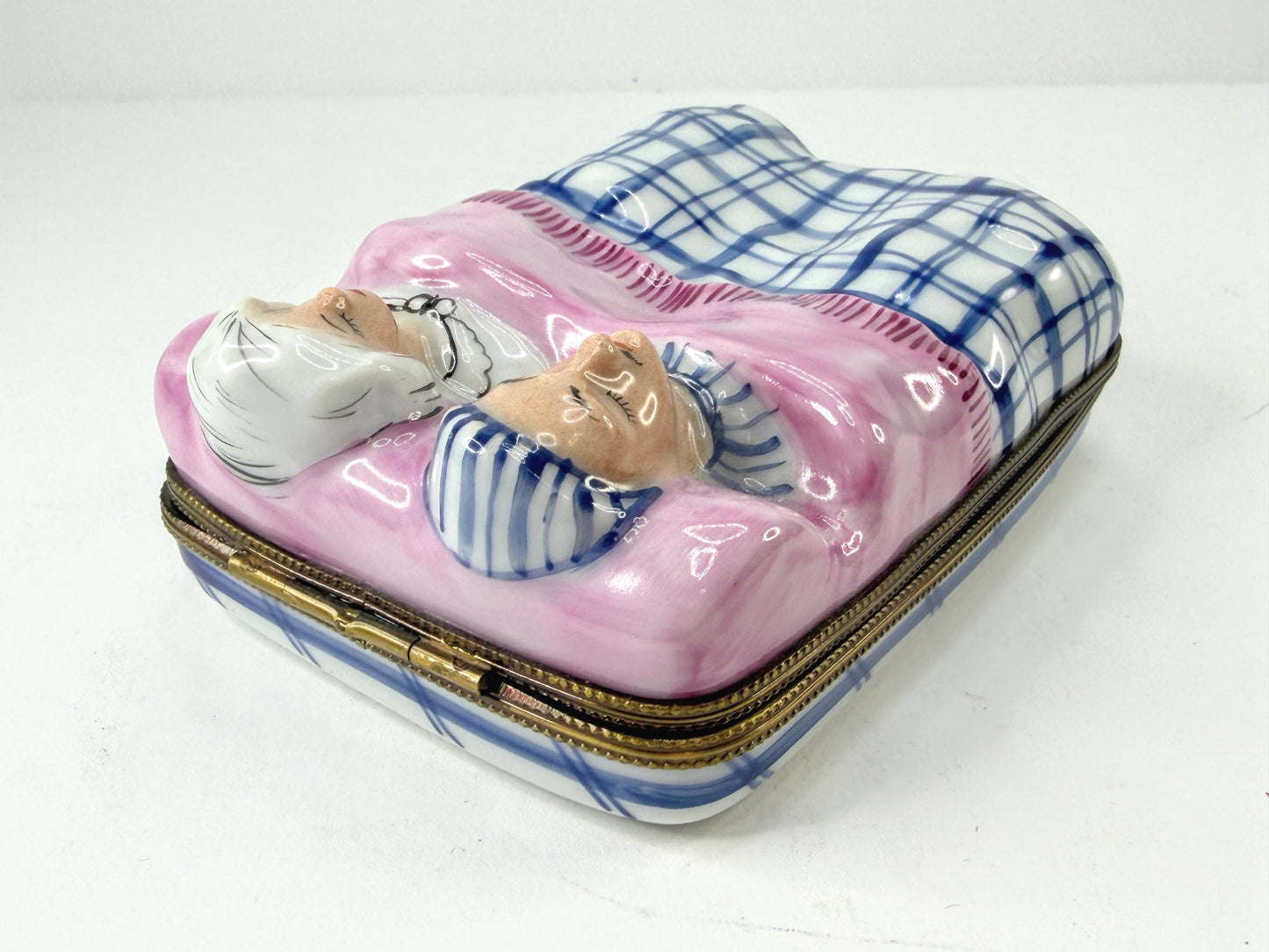 Unusual large Rochard Limoges France Sleeping Couple Trinket Box 4.5" A1127