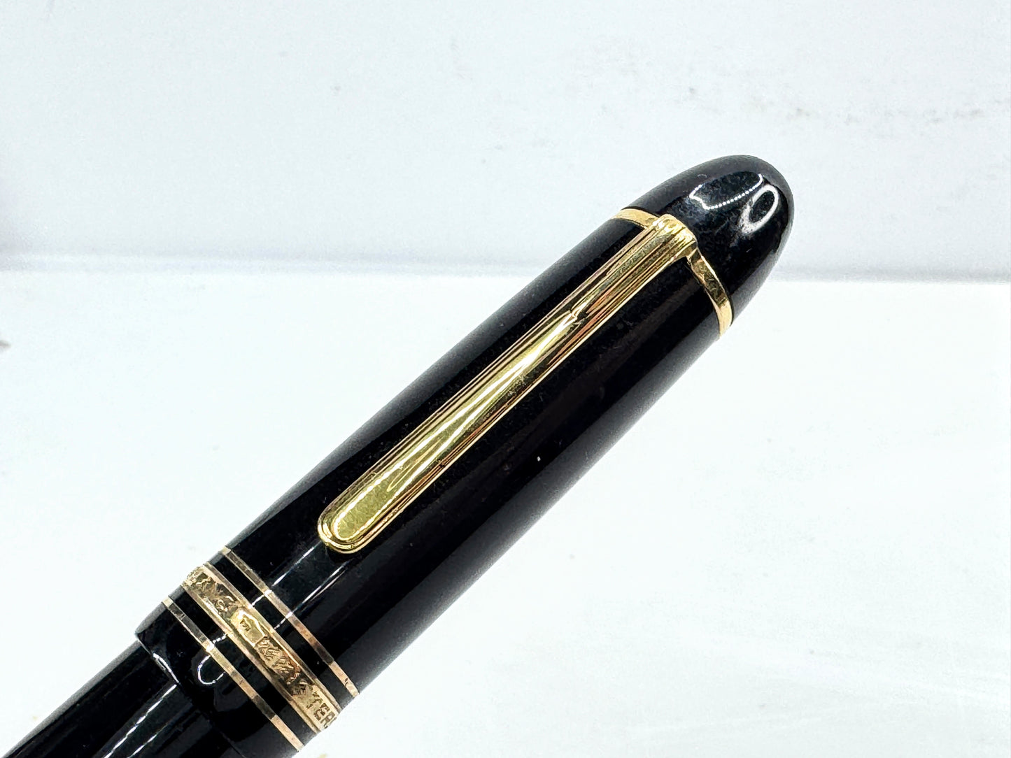 Vintage Montblanc Meisterstück 149 black resin 14K gold nib fountain pen SS476