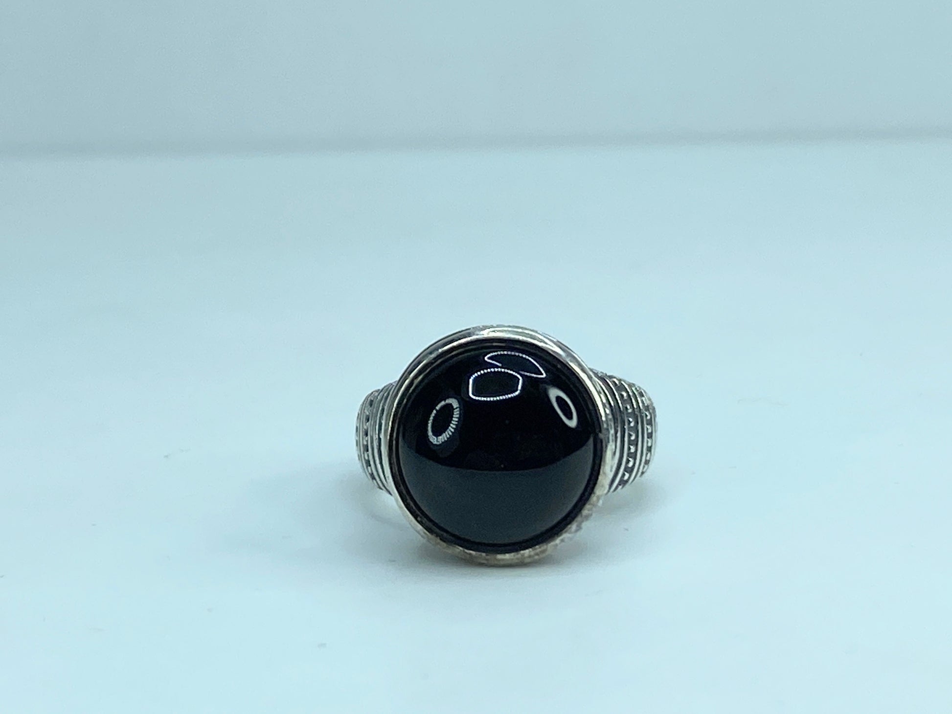 James Avery 925 Sterling Silver Retired Black Onyx African Beaded Ring JR612