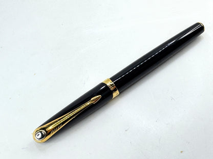 Vintage Parker Sonnet fountain pen 18K gold nib black lacquer France SS487