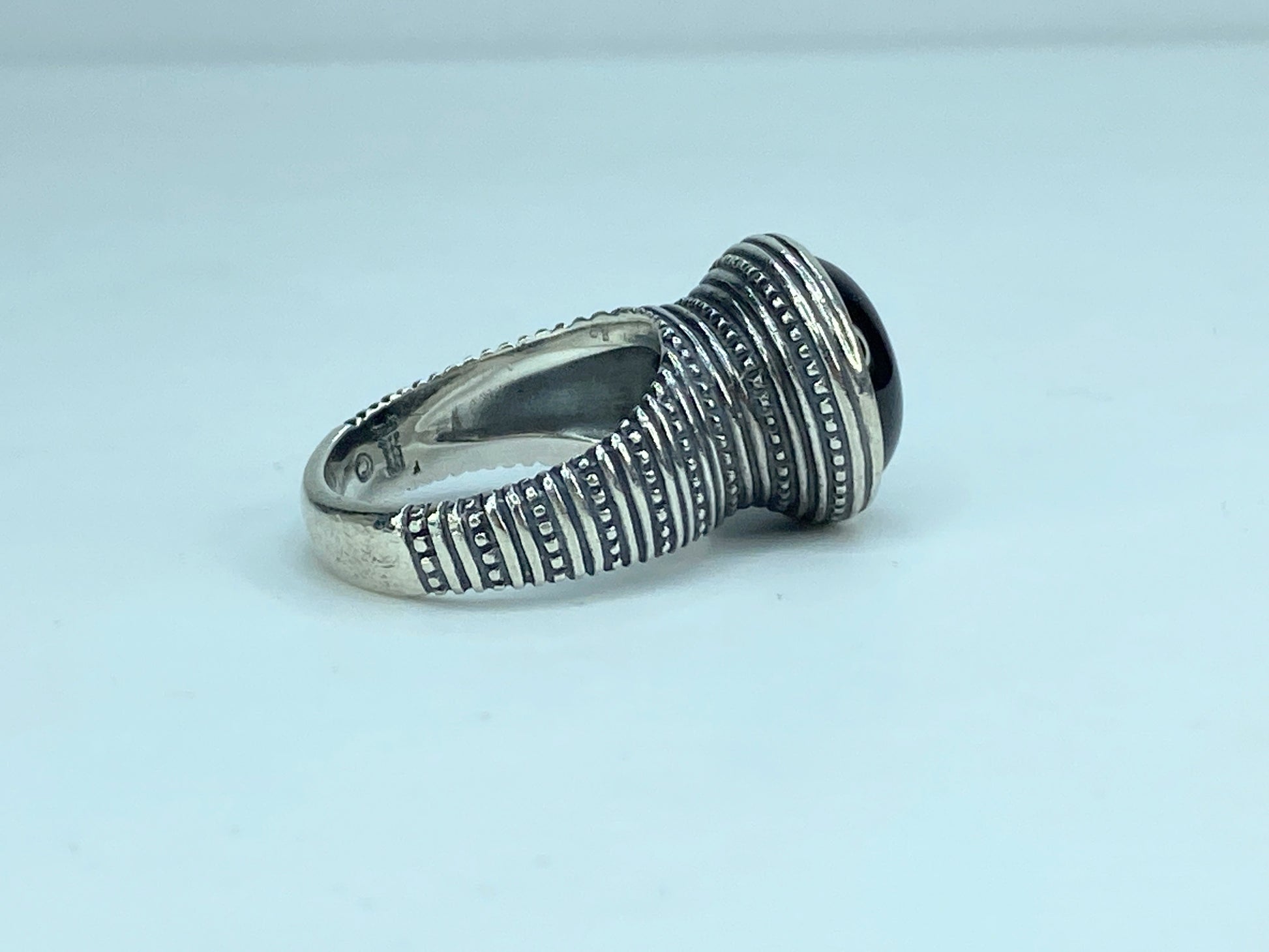 James Avery 925 Sterling Silver Retired Black Onyx African Beaded Ring JR612