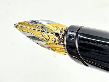 Vintage Parker Sonnet fountain pen 18K gold nib black lacquer France SS487