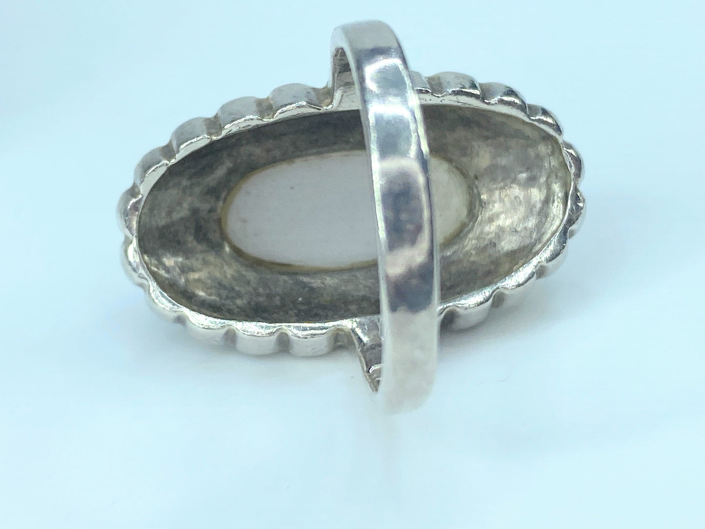 Mother of Pearl & Marcasite Ring Sterling Silver ring s8 8.5g JR8885