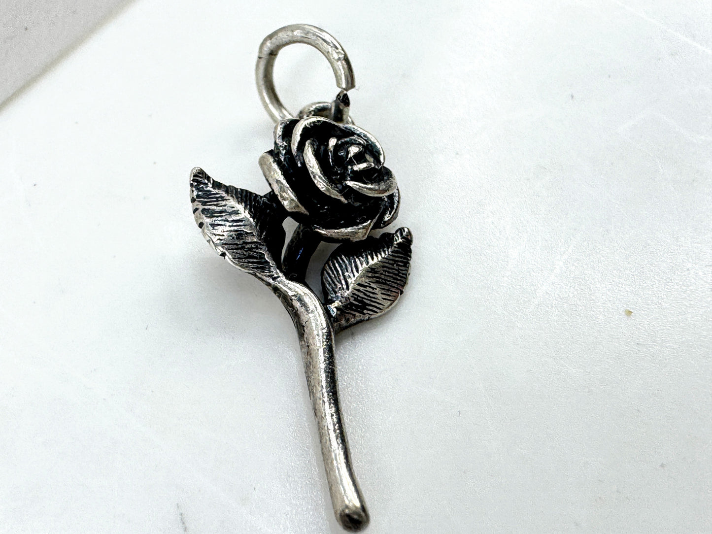 Vintage James Avery sterling silver rose flower charm pendant JR1924