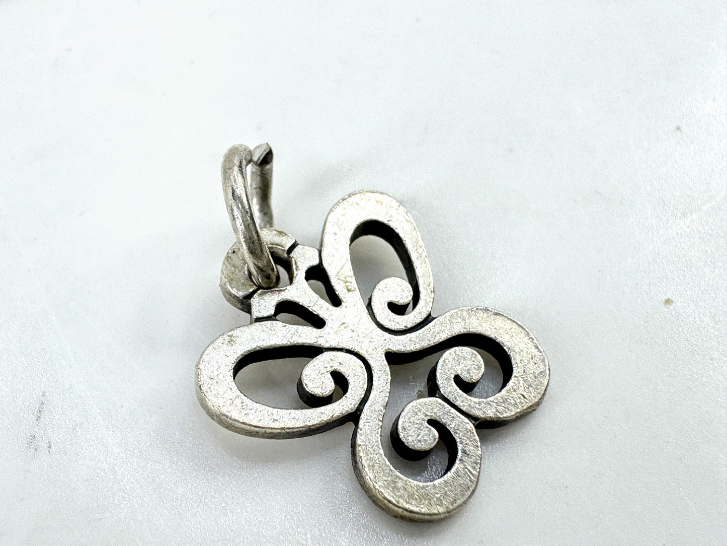 Vintage James Avery sterling silver open butterfly charm pendant JR1925