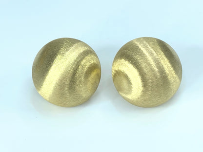 Italy 18K Florentine finish Dome button Omega clip earrings 13.7g JR8889