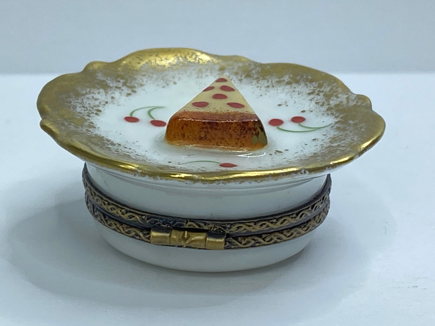 Vintage Limoges CP Cheese Trinket Box Hand-Painted Gold Trim A695