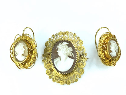 Victorian 18K Detailed Shell Cameo brooch earrings set 14.7g JR8894