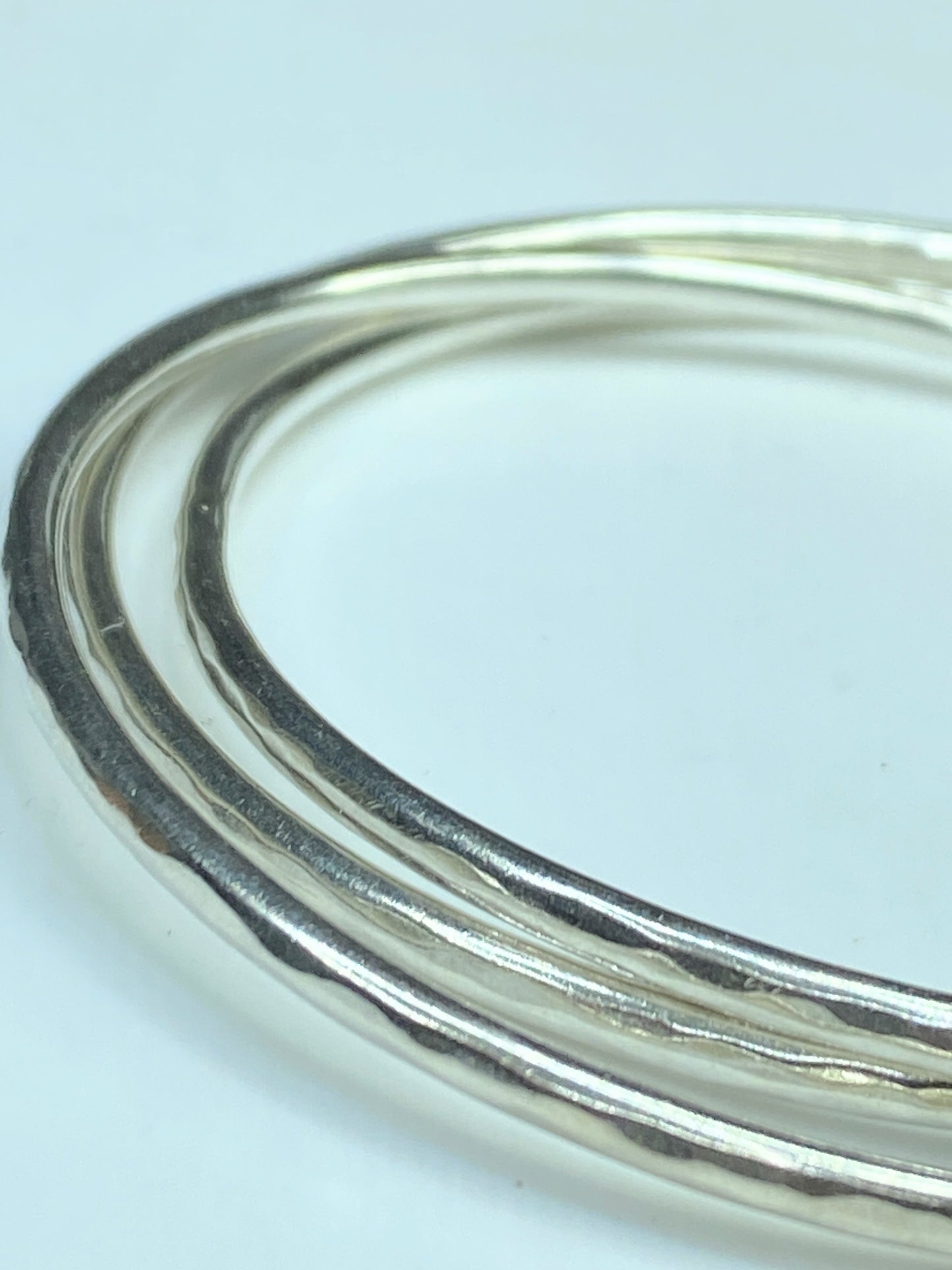 James Avery 925 Sterling Silver Tri-Bangle Three Linked Hammered Bracelets JR587