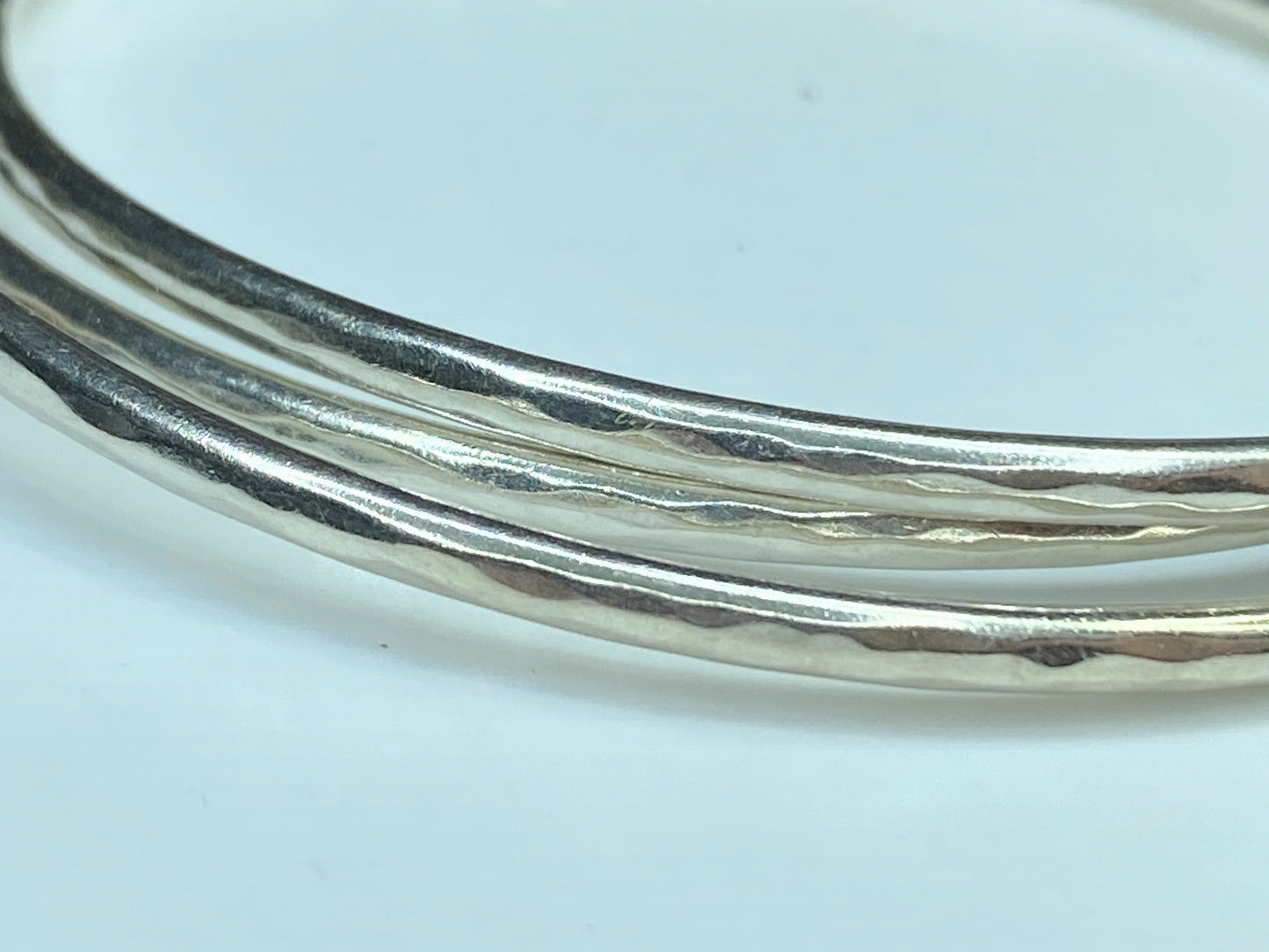 James Avery 925 Sterling Silver Tri-Bangle Three Linked Hammered Bracelets JR587