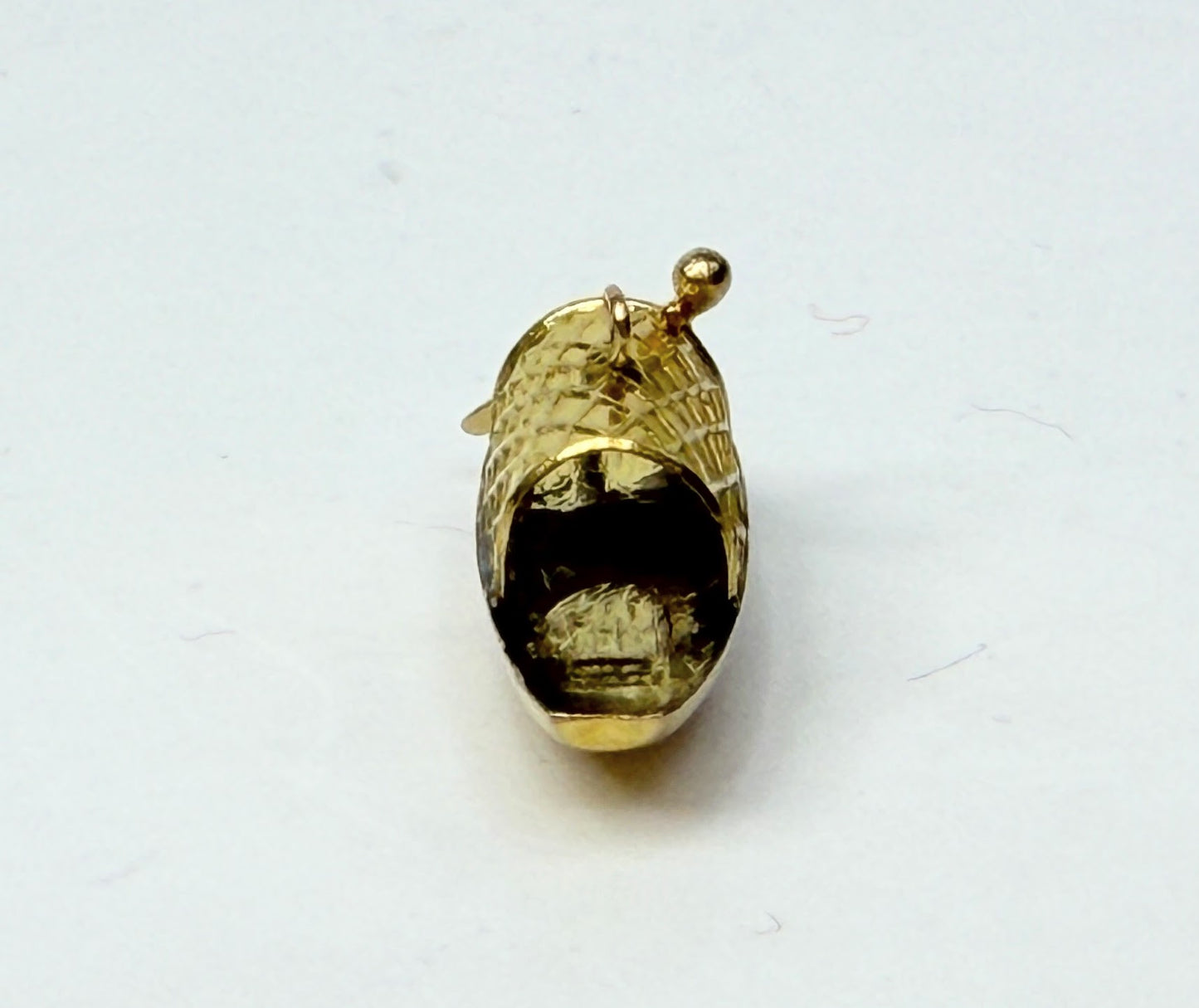 Vintage 1950s 14K Yellow Gold Sampan Boat Charm Pendant JR1144