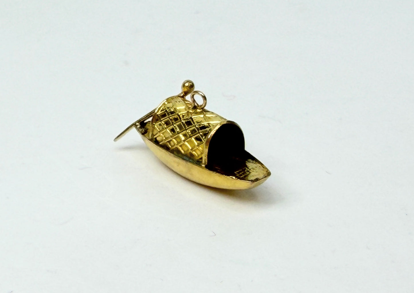Vintage 1950s 14K Yellow Gold Sampan Boat Charm Pendant JR1144