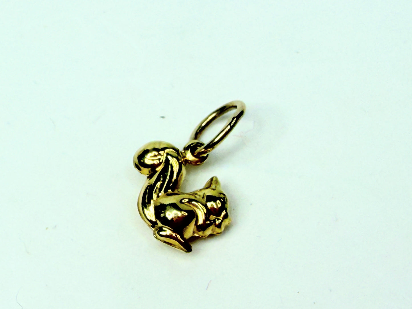 Vintage 14K Yellow Gold 3D Squirrel Charm Petite Animal charm JR1106