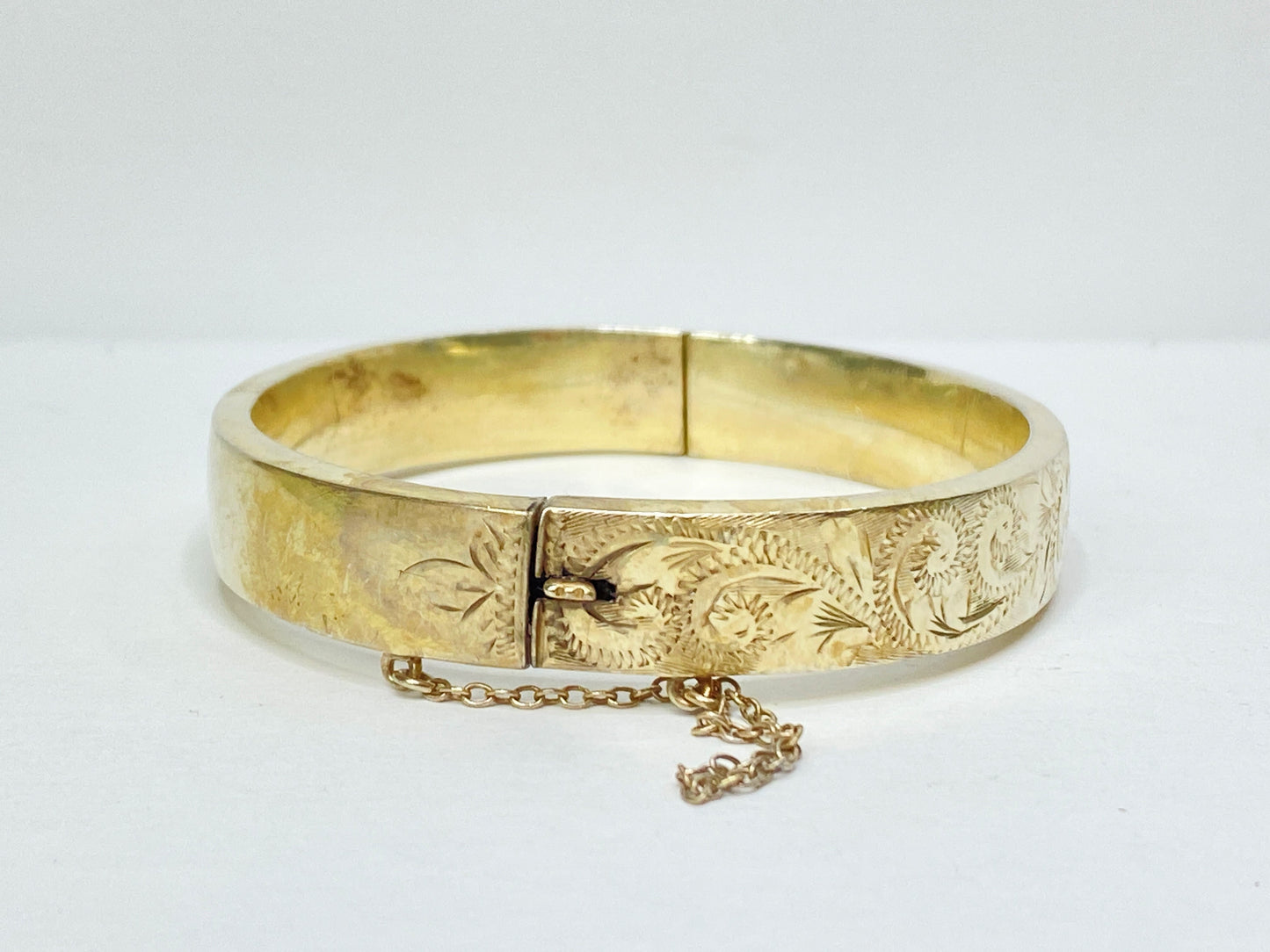 Vintage Engraved Silver Bangle Bracelet, Floral Scroll Design, 7.25" JR1085