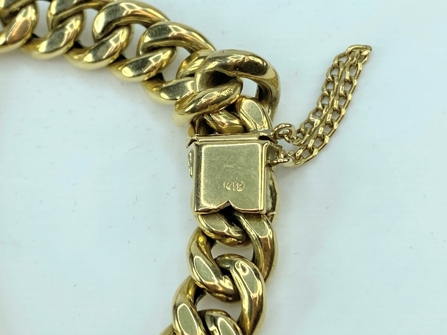 18K yellow gold Diamond Encrusted Initial E Curk link bracelet 30.3g JR0045