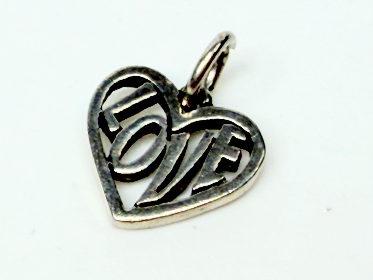 James Avery Love Heart Charm Retired Sterling Silver JR1149