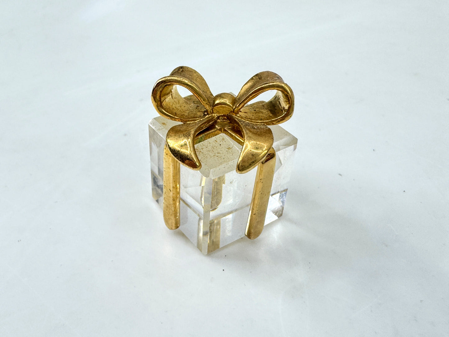 Vintage Swarovski Crystal Memories Present Gold Bow Gift Box Figurine S306