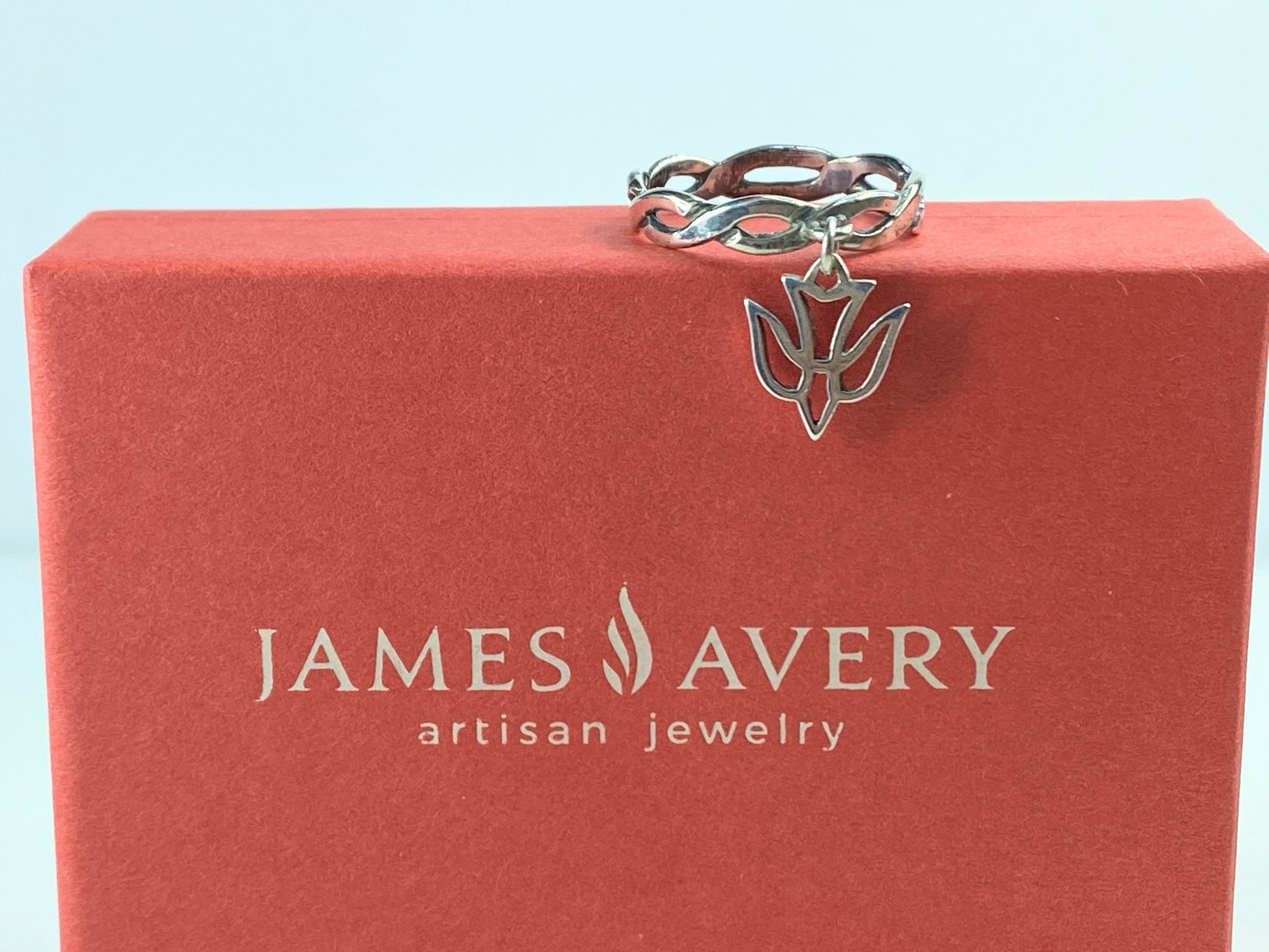 James Avery Retired Wavy twisted ring band tangle Dove charm s8 s.6g JR621