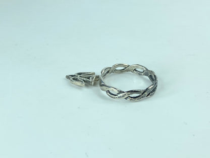 James Avery Retired Wavy twisted ring band tangle Dove charm s8 s.6g JR621