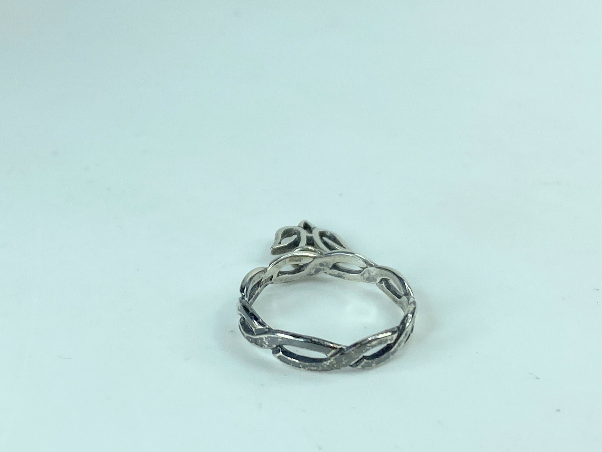 James Avery Retired Wavy twisted ring band tangle Dove charm s8 s.6g JR621