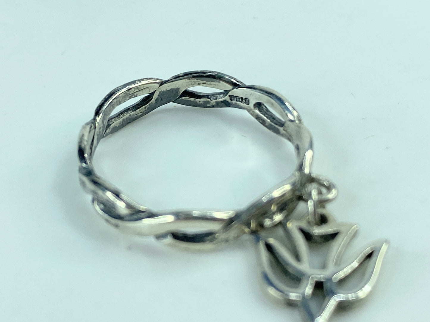 James Avery Retired Wavy twisted ring band tangle Dove charm s8 s.6g JR621