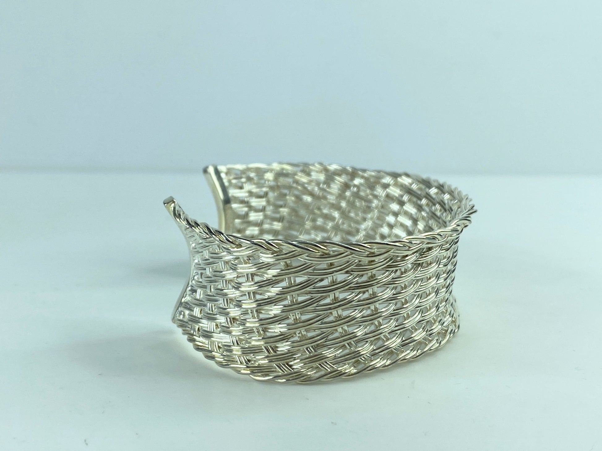Rare Tiffany & Co. Sterling Silver Solid Wire Woven Cuff Bangle Bracelet JR623