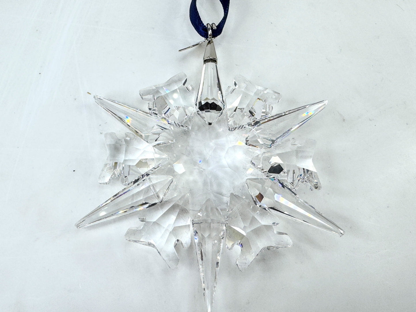 Vintage Swarovski 2002 annual edition crystal Christmas snowflake ornament S311