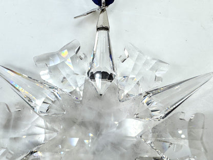 Vintage Swarovski 2002 annual edition crystal Christmas snowflake ornament S311