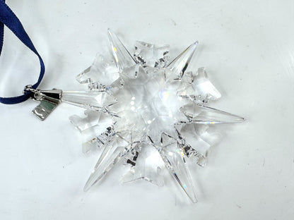Vintage Swarovski 2002 annual edition crystal Christmas snowflake ornament S311