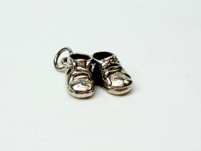 James Avery Sterling Silver Baby Shoes Charm 5.0g Vintage Hallmark JR1183