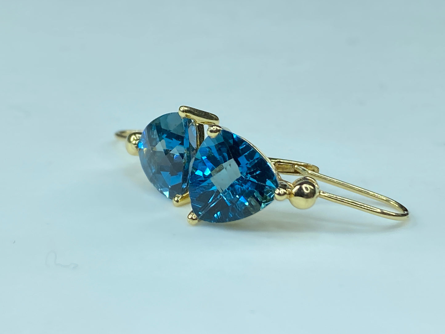 14K yellow gold 4.85ct London Blue Topaz Lever back earrings 3.8g JR0055