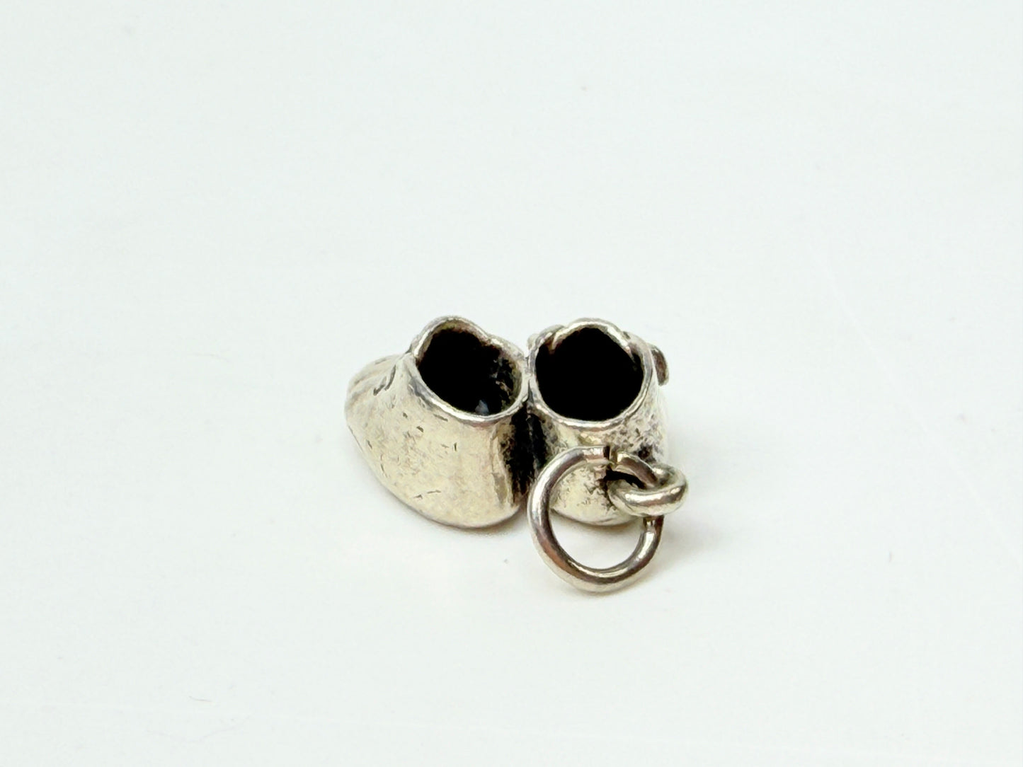 James Avery Sterling Silver Baby Shoes Charm 5.0g Vintage Hallmark JR1183