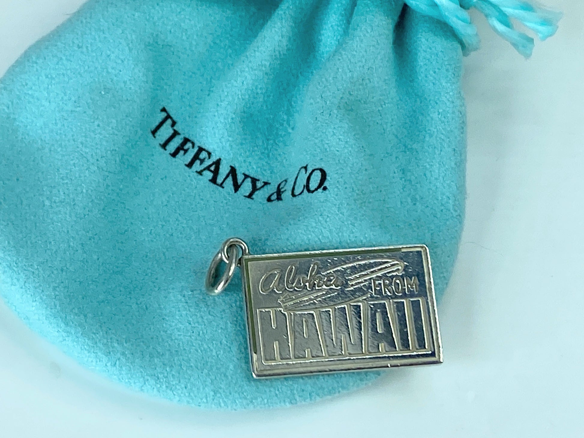 Tiffany and co Sterling Silver Hawaii postcard charm pendant 4g 22mm JR632
