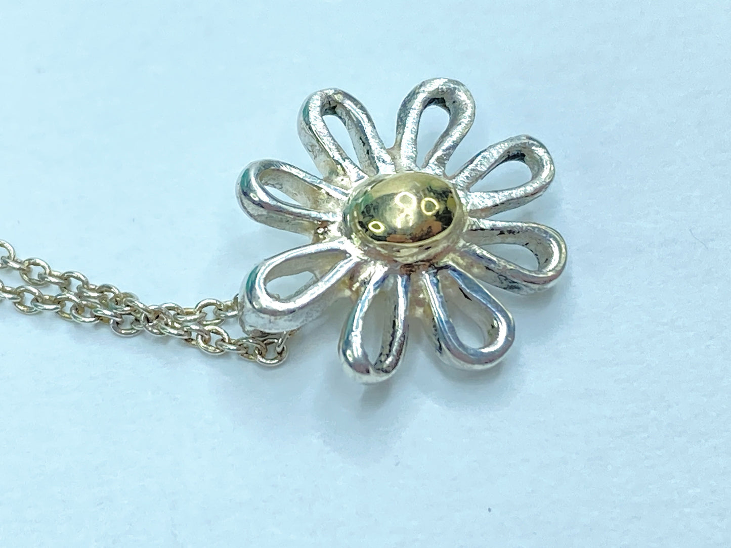 Tiffany & Co. Paloma Picasso Daisy Necklace 18K Gold & Sterling Silver JR1107