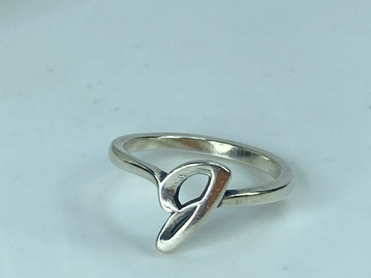 James Avery Sterling Silver Script Initial 'g' size 7.0 2.9g JR638