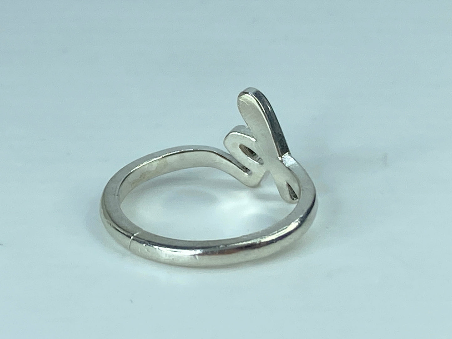 James Avery Sterling Silver Script Initial 'k' size 7.75 3.0g JR639