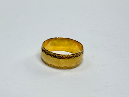 Antique Birmingham 22K Gold Engraved Band Ring 8mm Size 9 JR1193