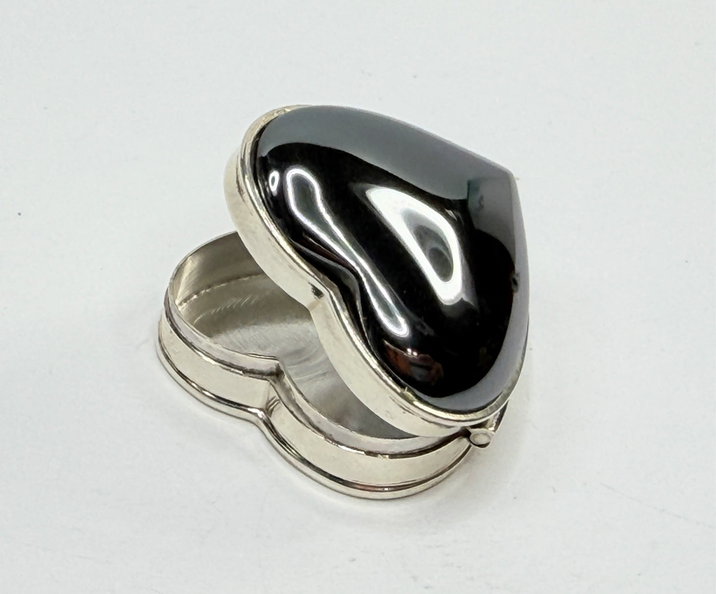 Sterling Silver Hematite Heart Shaped Hinged Trinket pill Box 26.8g SS183