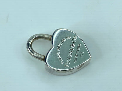 Tiffany & Co. Heart Lock Twist & Pull Pendant in sterling silver 8.3g JR640