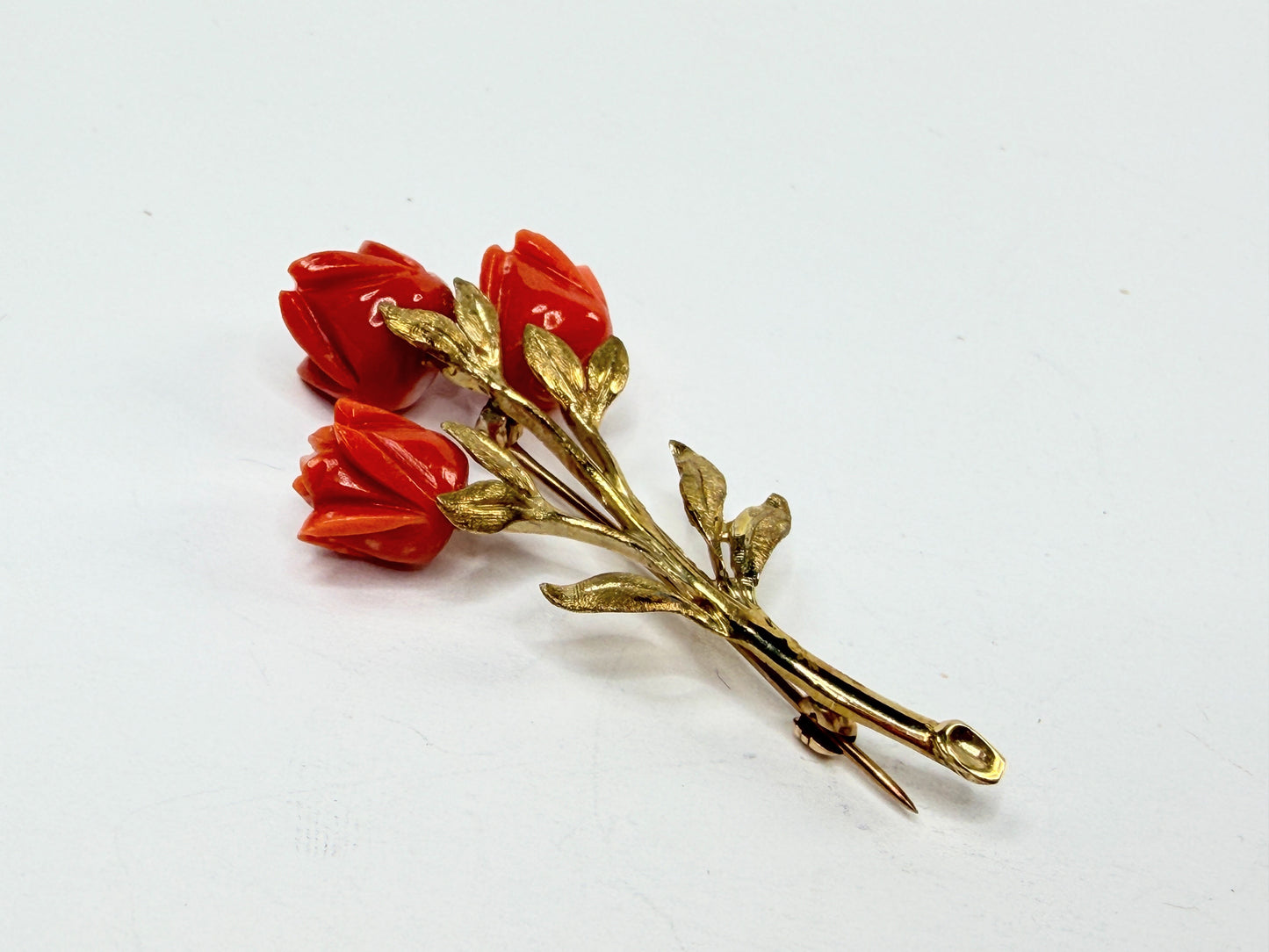 Early 20th Century 14K Gold Carved Coral Rose Floral Brooch Pin JR1195