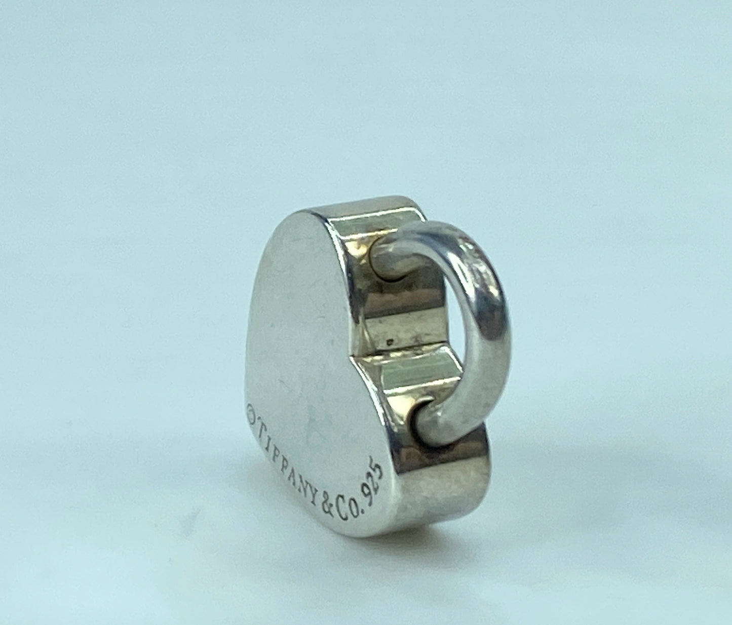 Tiffany & Co. Heart Lock Twist & Pull Pendant in sterling silver 8.3g JR640