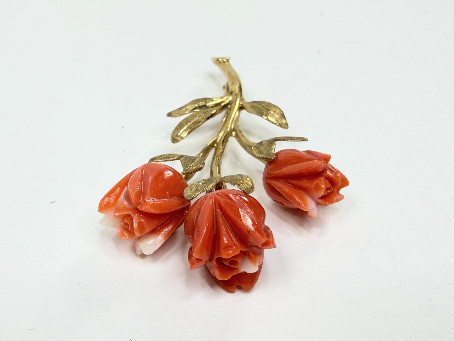 Early 20th Century 14K Gold Carved Coral Rose Floral Brooch Pin JR1195