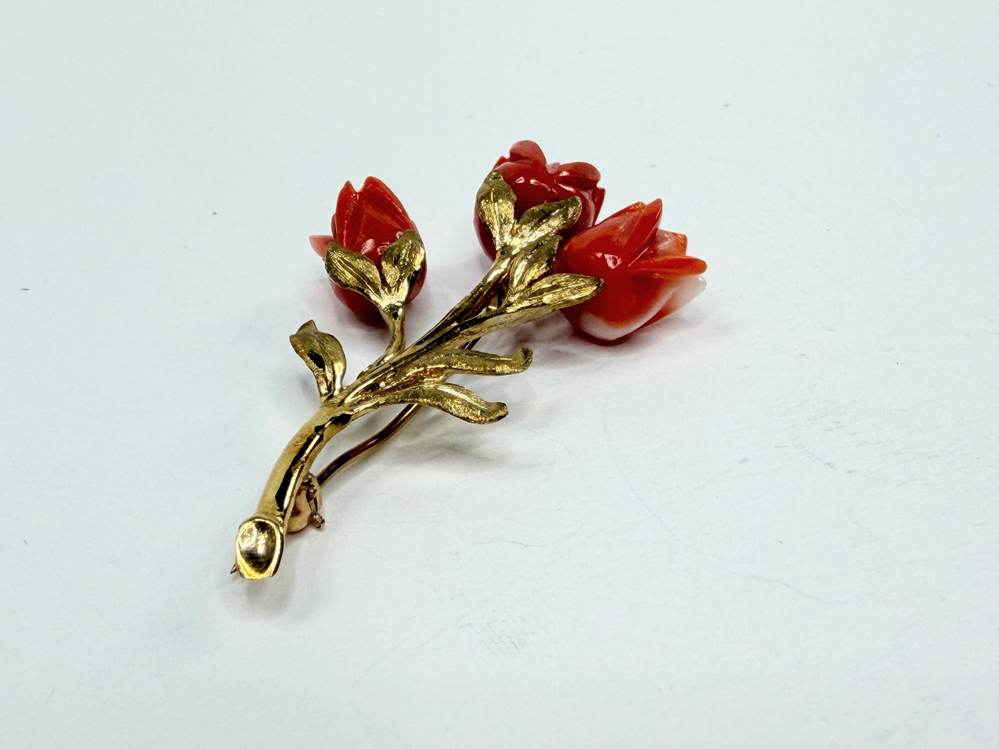 Early 20th Century 14K Gold Carved Coral Rose Floral Brooch Pin JR1195