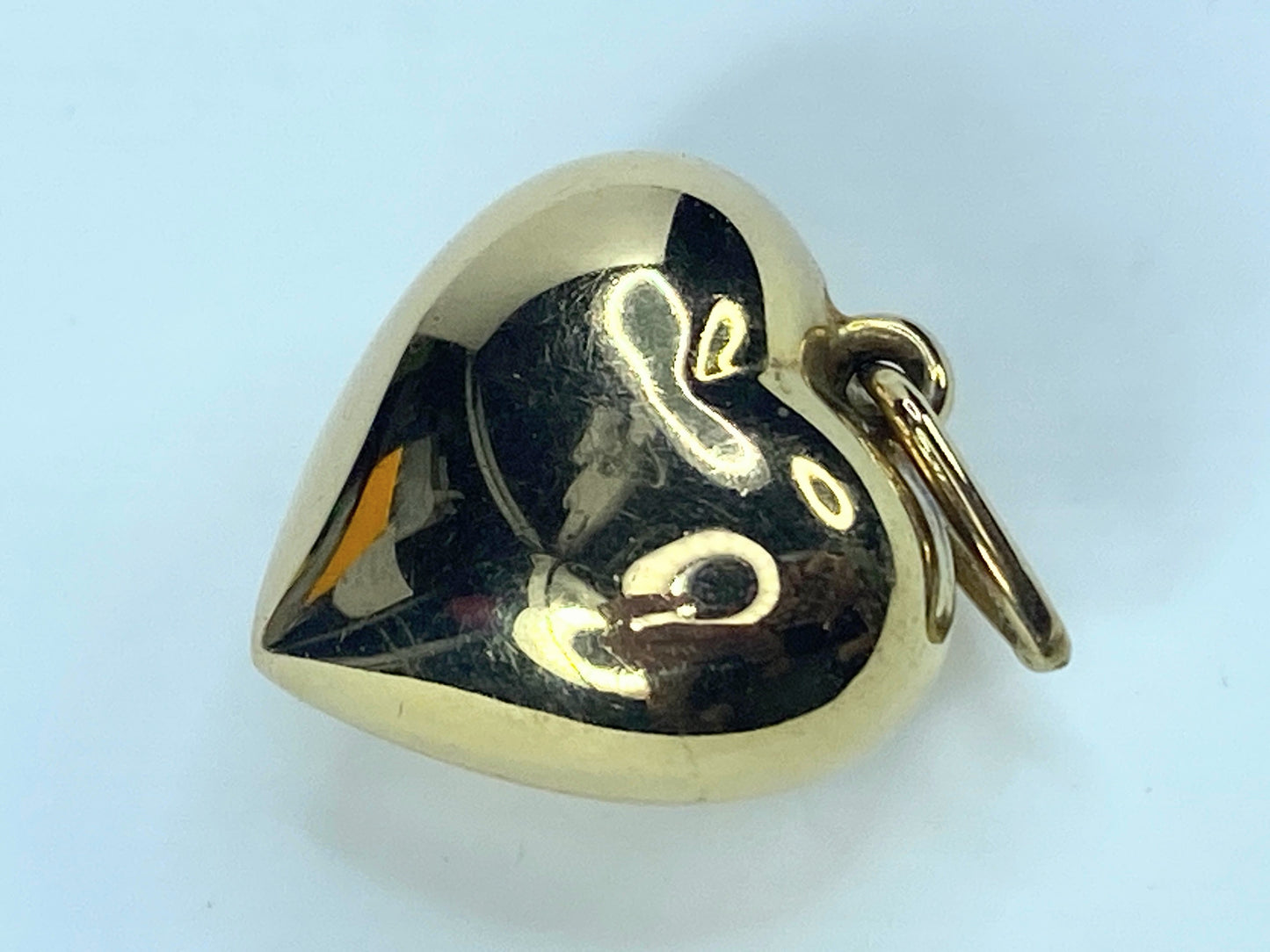 14k yellow gold Bauble Puffy heart JR8964