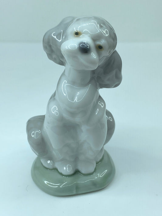 Lladro Porcelain 7685 “A Friend for Life “ Poodle Dog Figurine A233