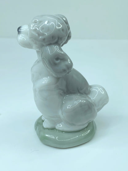 Lladro Porcelain 7685 “A Friend for Life “ Poodle Dog Figurine A233