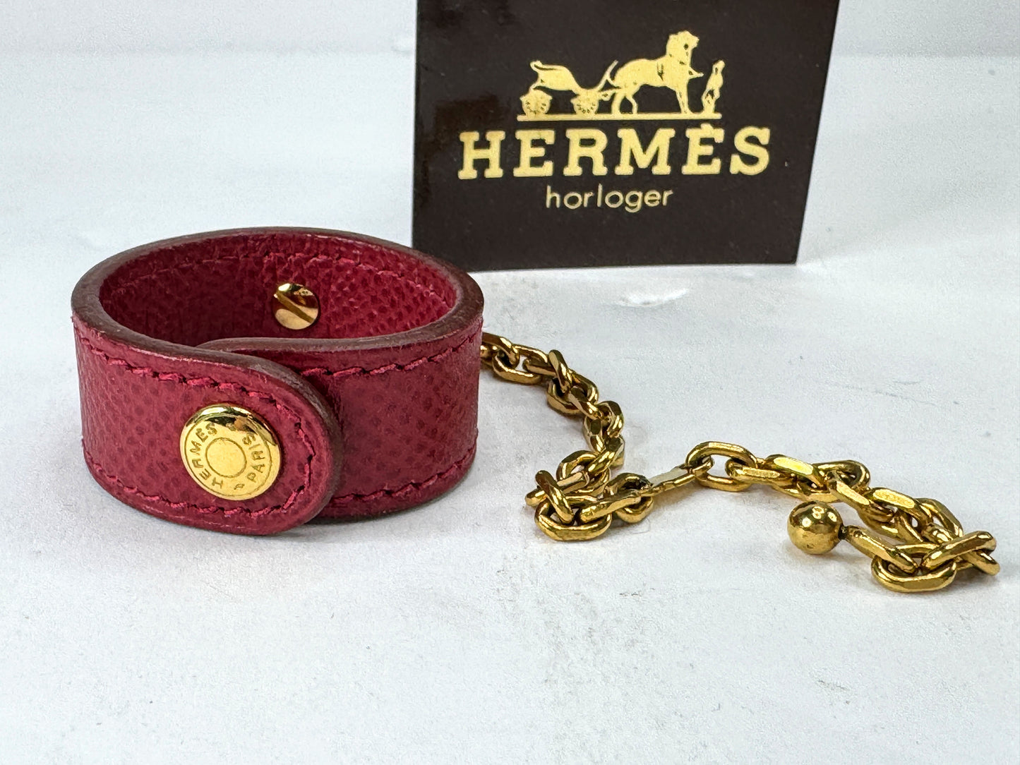 Vintage Hermès Red Leather Gold Tone Chain Glove Holder Bag Charm GS852