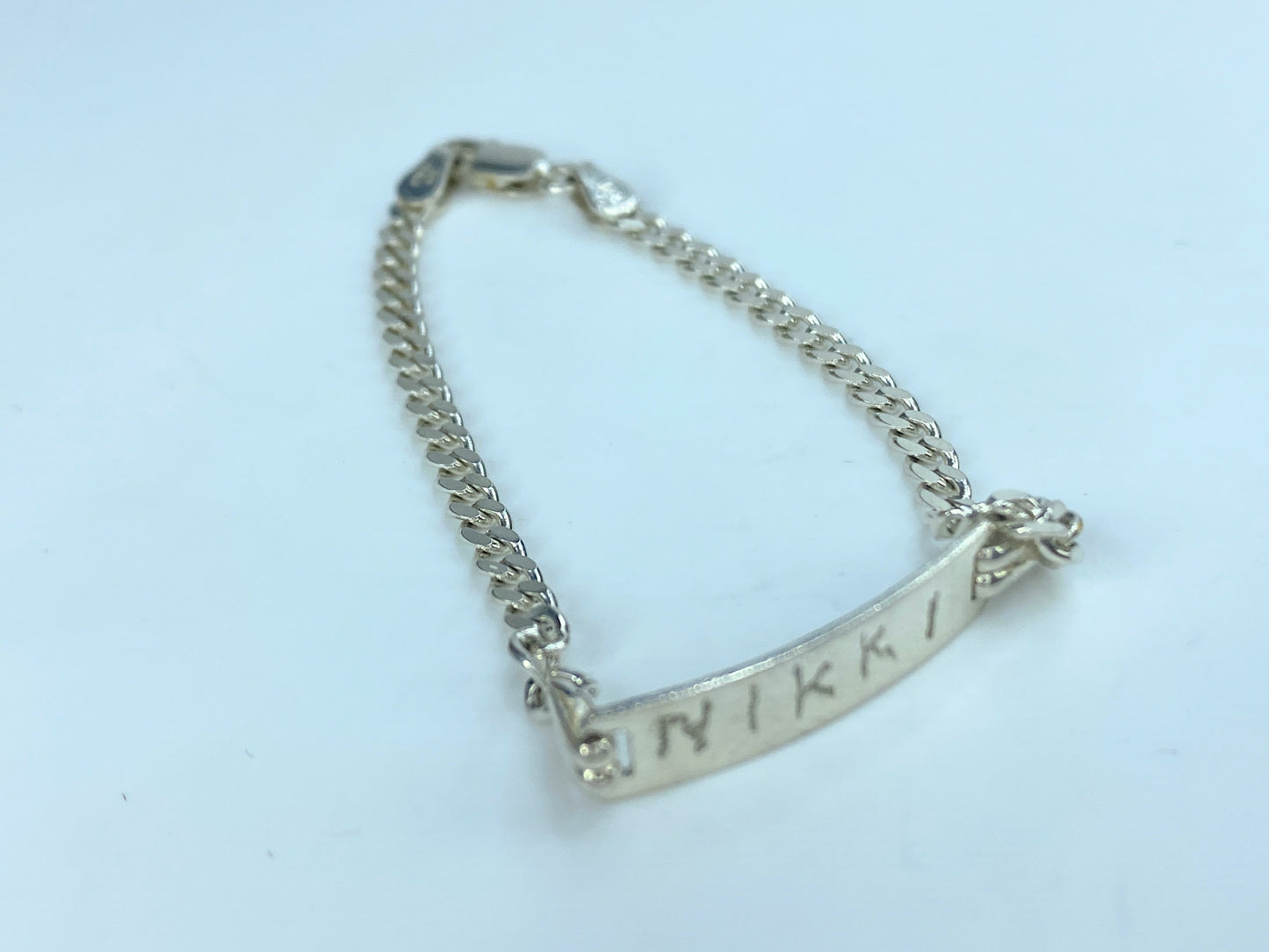 Sterling Silver ID bracelet Monogram "Nikki" JR8968