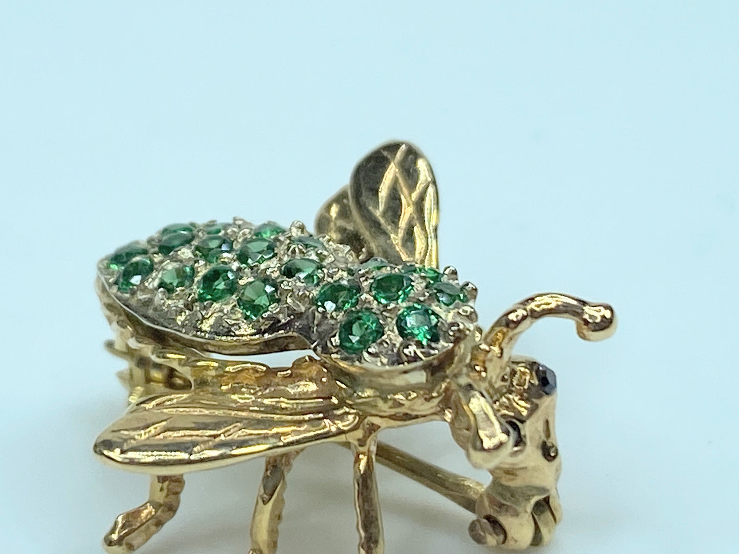 Emerald Diamond eyes Bumble Bee Brooch Pin 14KT yellow gold 4.0g JR0068