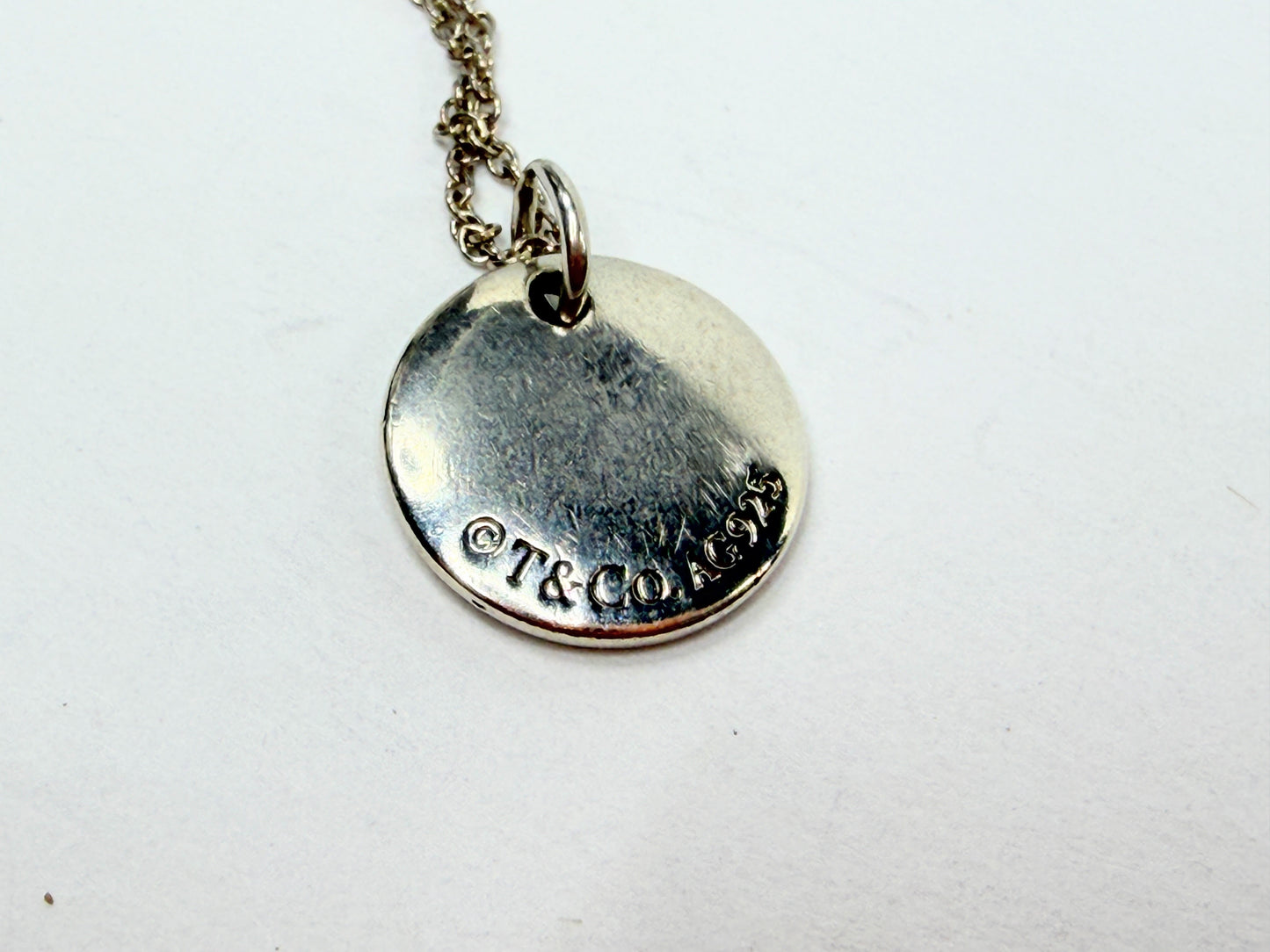 Tiffany & Co Elsa Peretti Script Initial T Disc Necklace Sterling Silver JR1207